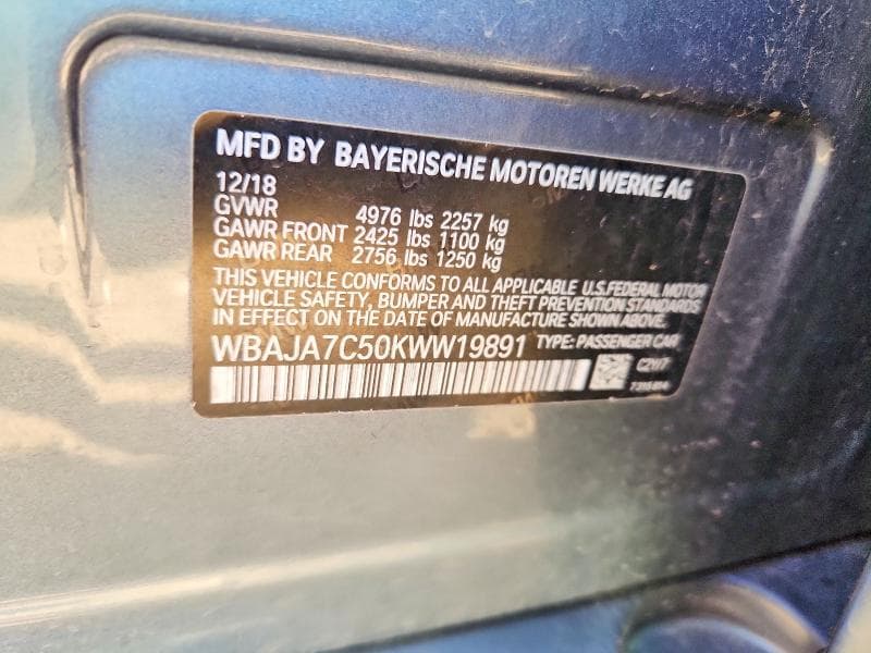 2019 BMW 530 XI 12