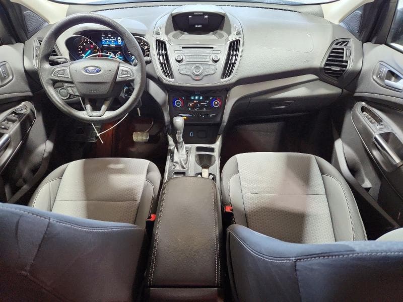 2017 FORD ESCAPE SE 8