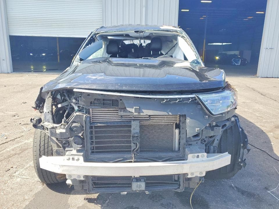 2022 FORD EXPLORER XLT 5