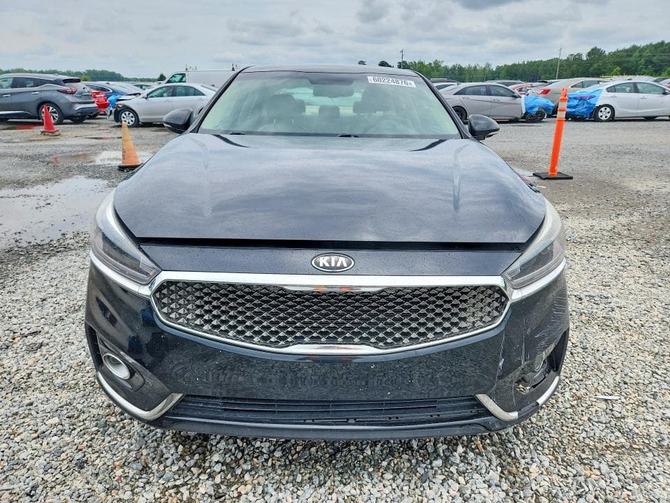 2017 KIA CADENZA PREMIUM 5