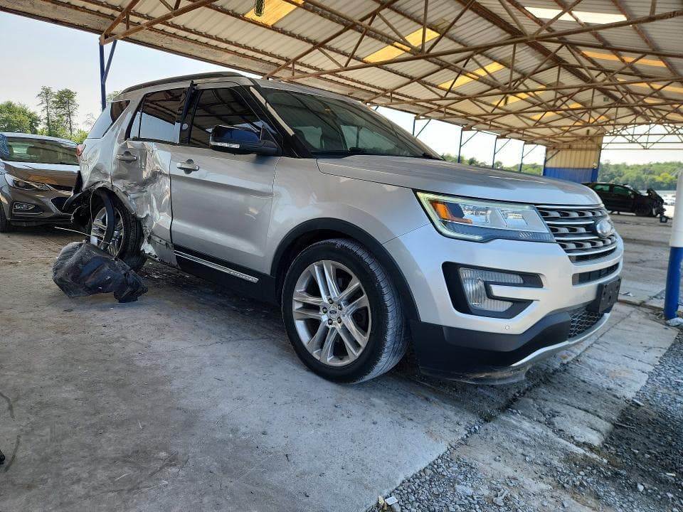 2017 FORD EXPLORER XLT 4