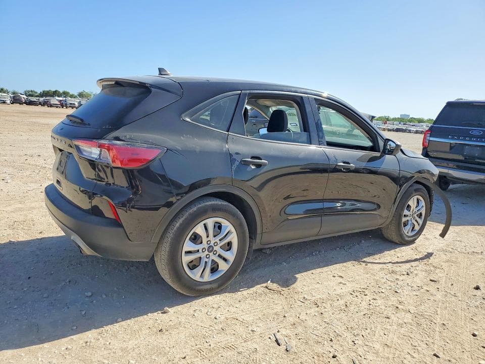 2021 FORD ESCAPE S 3