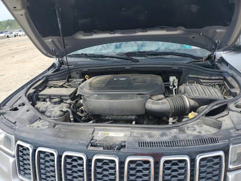 2017 JEEP GRAND CHEROKEE LAREDO 12