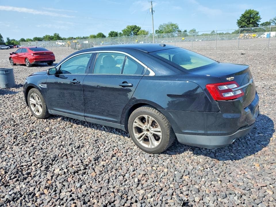 2017 FORD TAURUS SE 2