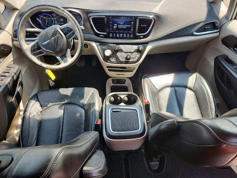 2019 CHRYSLER PACIFICA LIMITED 8