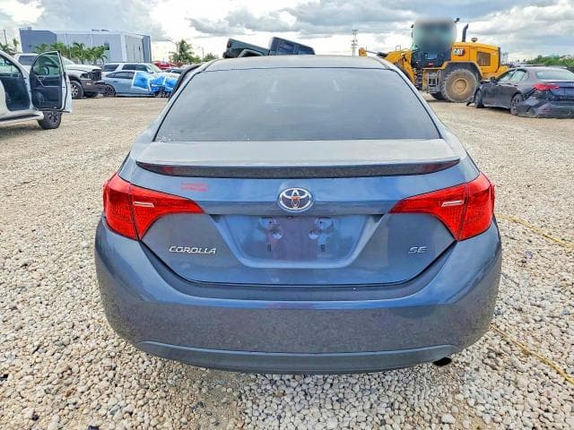 2018 TOYOTA COROLLA SE 6