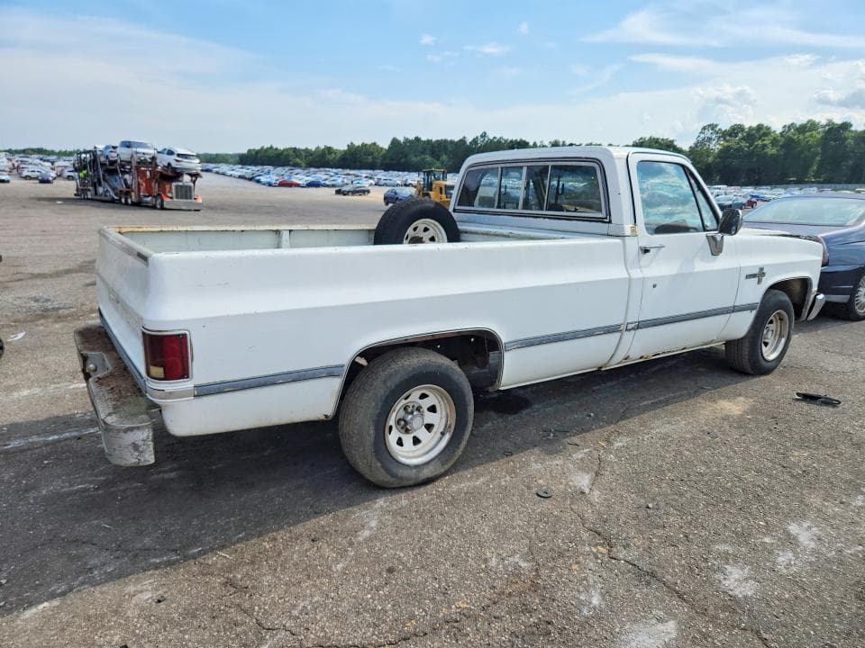 1983 CHEVROLET C10 3