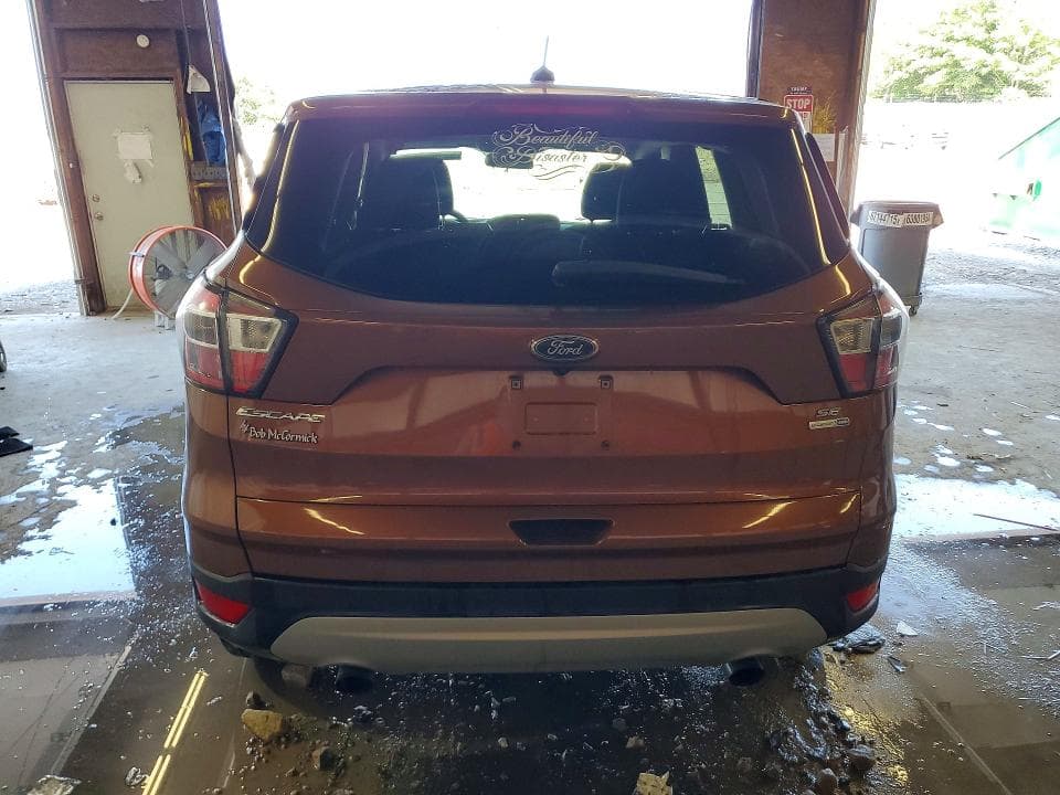 2017 FORD ESCAPE SE 6