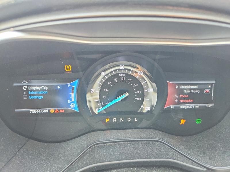 2019 FORD FUSION SE 9