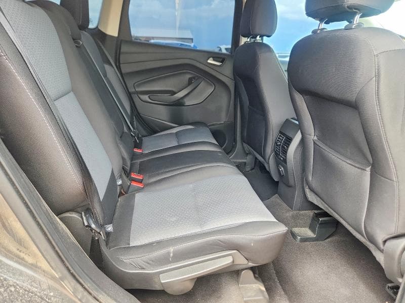 2017 FORD ESCAPE SE 11