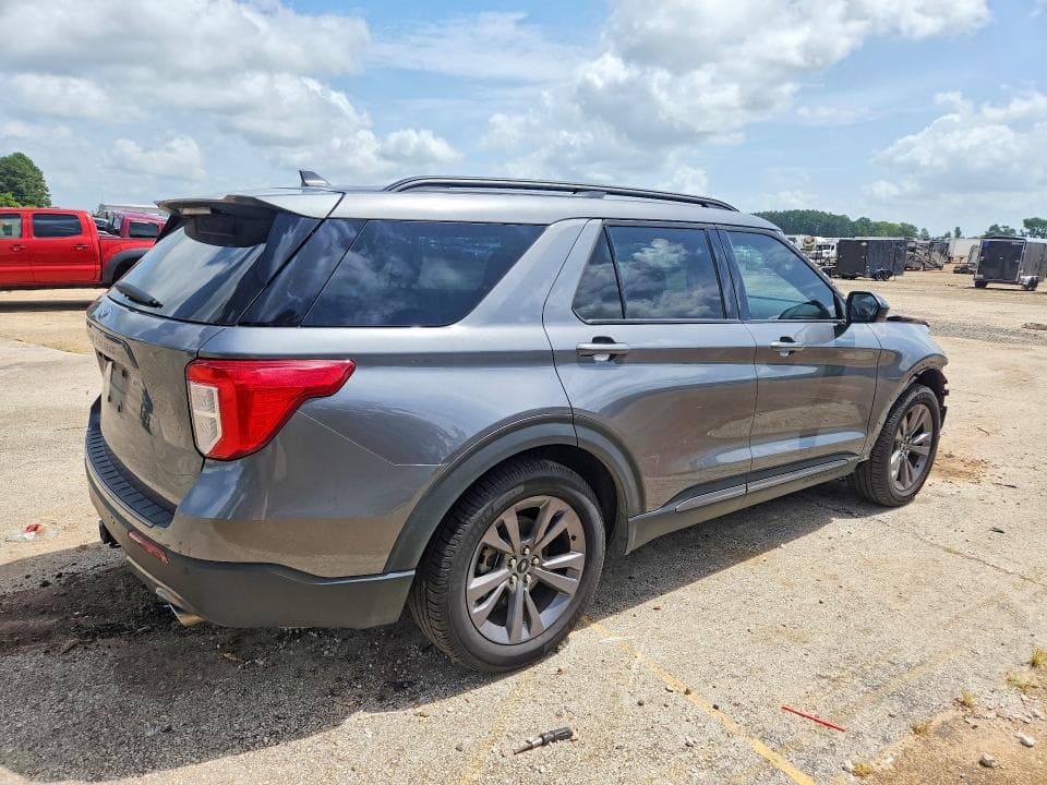 2023 FORD EXPLORER XLT 3
