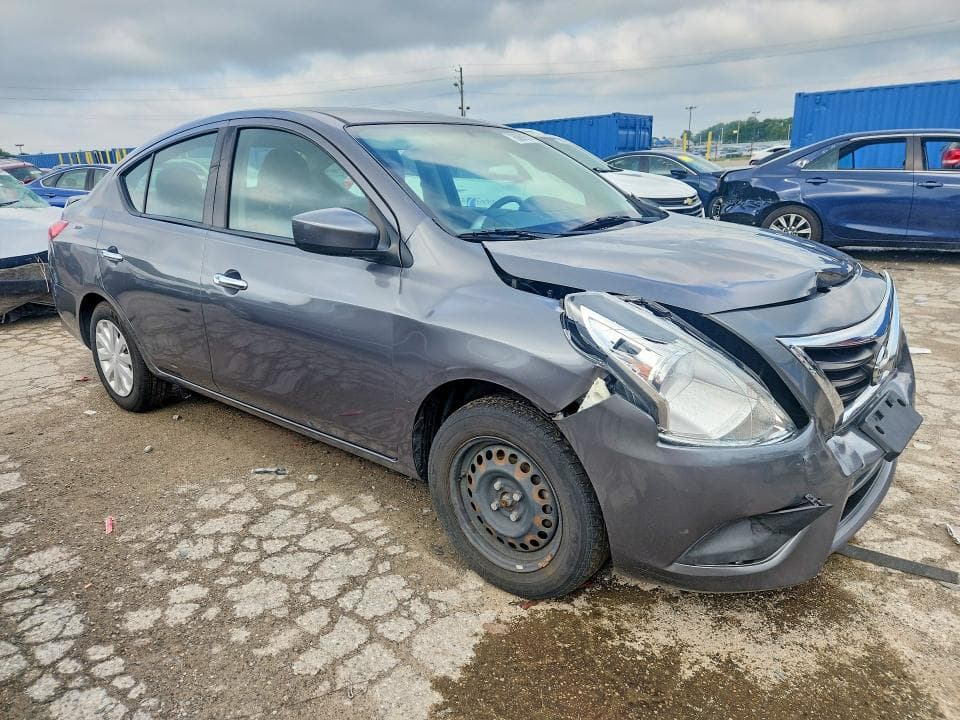 2019 NISSAN VERSA SV 4