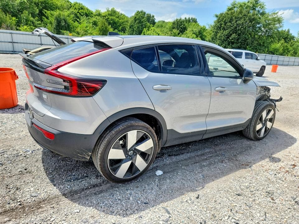 2023 VOLVO C40 RECHARGE PLUS 3
