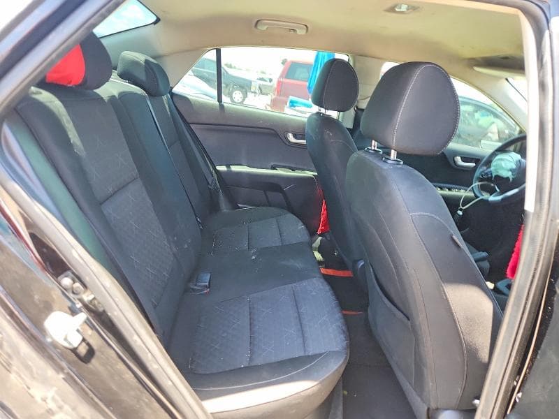 2022 KIA RIO S 10