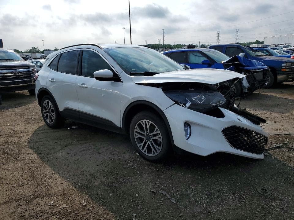 2020 FORD ESCAPE SEL 4