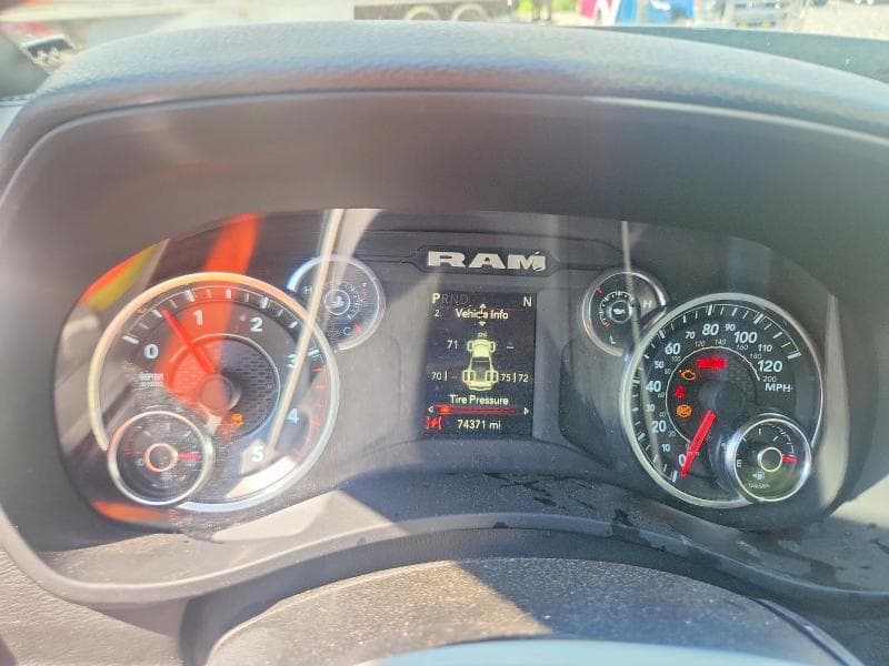 2024 RAM 3500 TRADESMAN 9