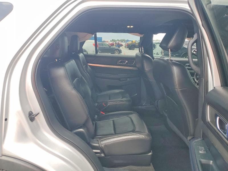 2018 FORD EXPLORER XLT 10