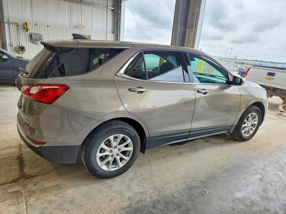 2018 CHEVROLET EQUINOX LT 3