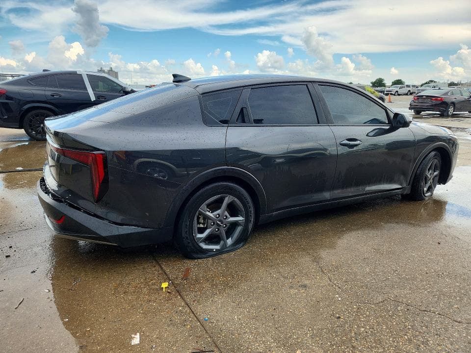 2025 KIA K4 LXS 3