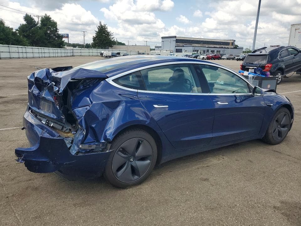 2018 TESLA MODEL 3 3