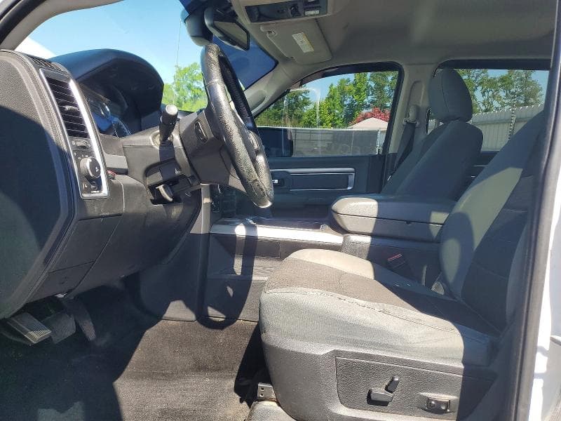 2017 RAM 1500 SLT 7