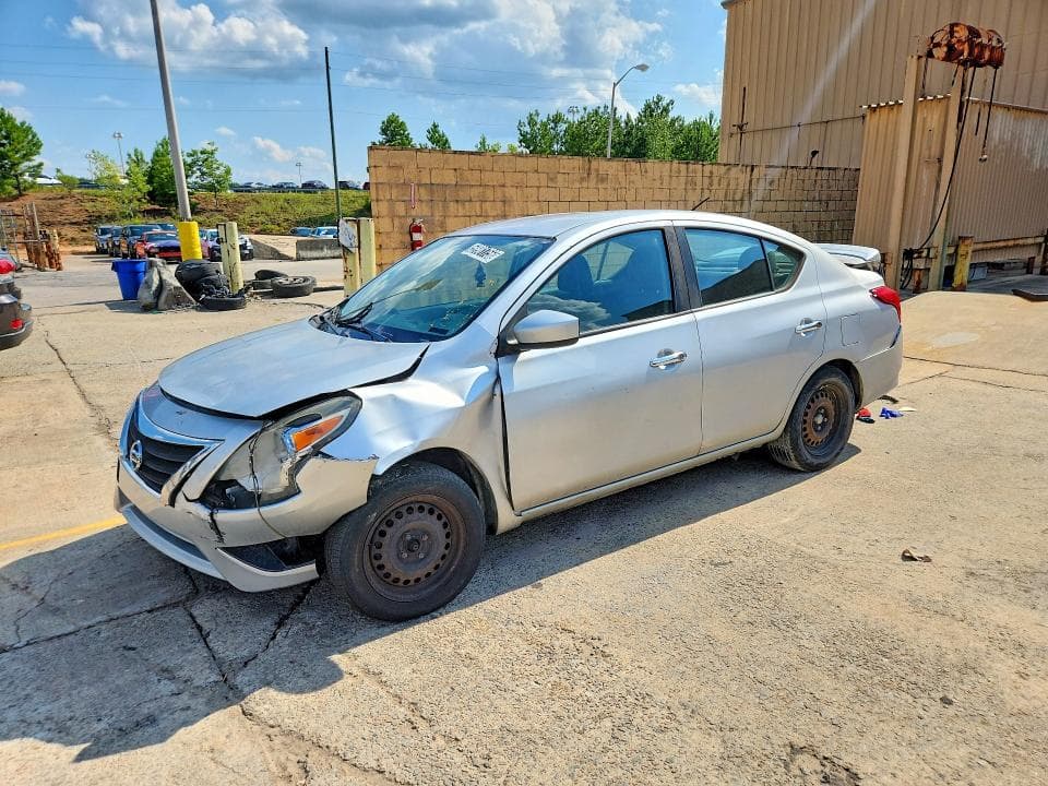 2017 NISSAN VERSA 1.6 SV - 1