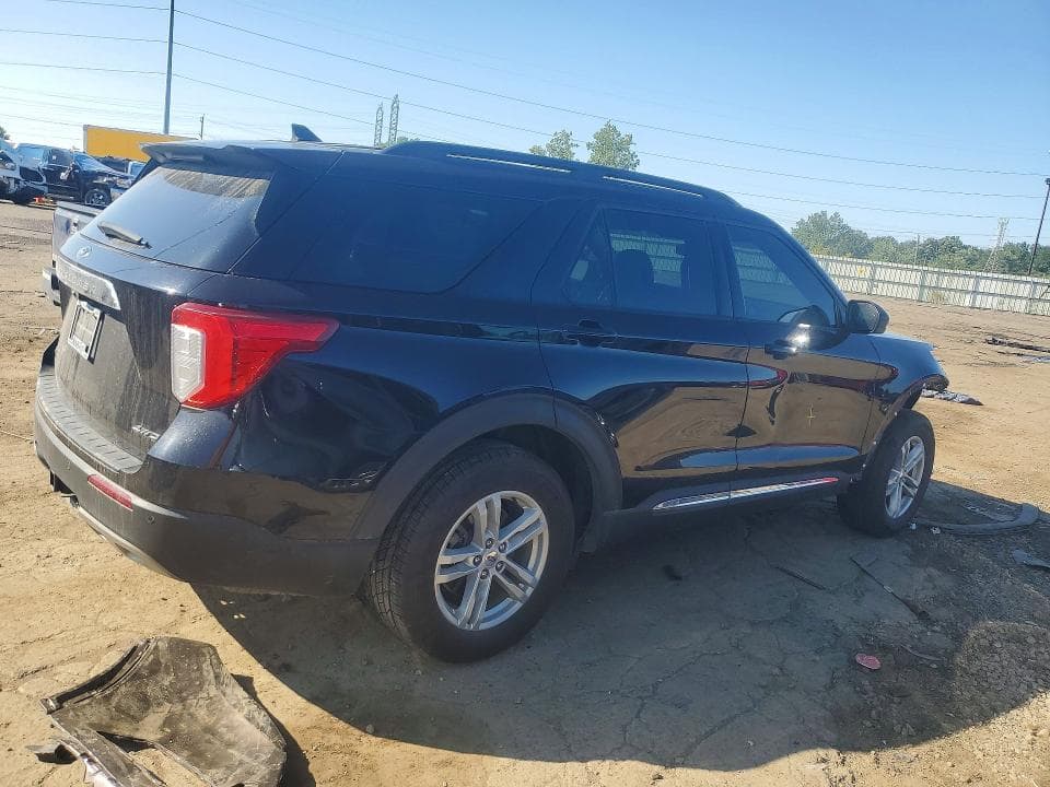 2021 FORD EXPLORER XLT 3