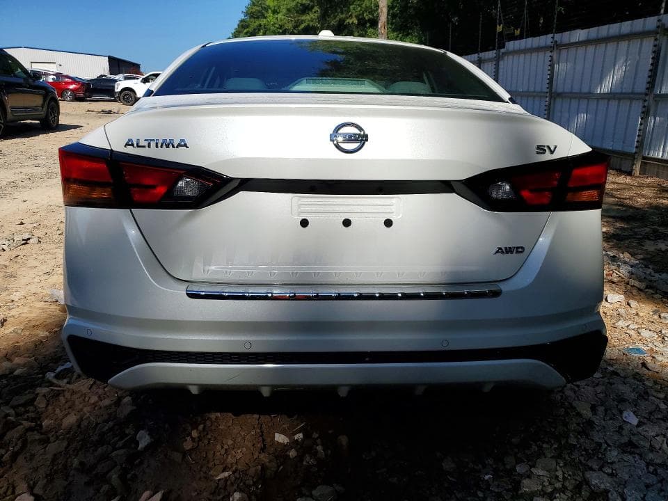 2021 NISSAN ALTIMA SV 6