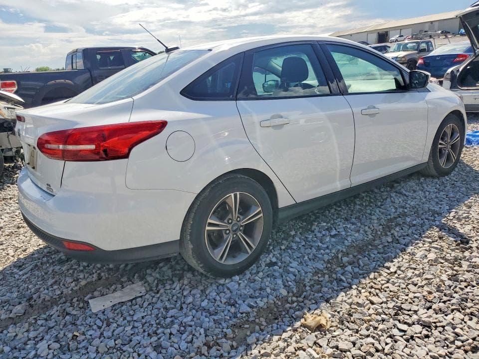 2018 FORD FOCUS SE 3