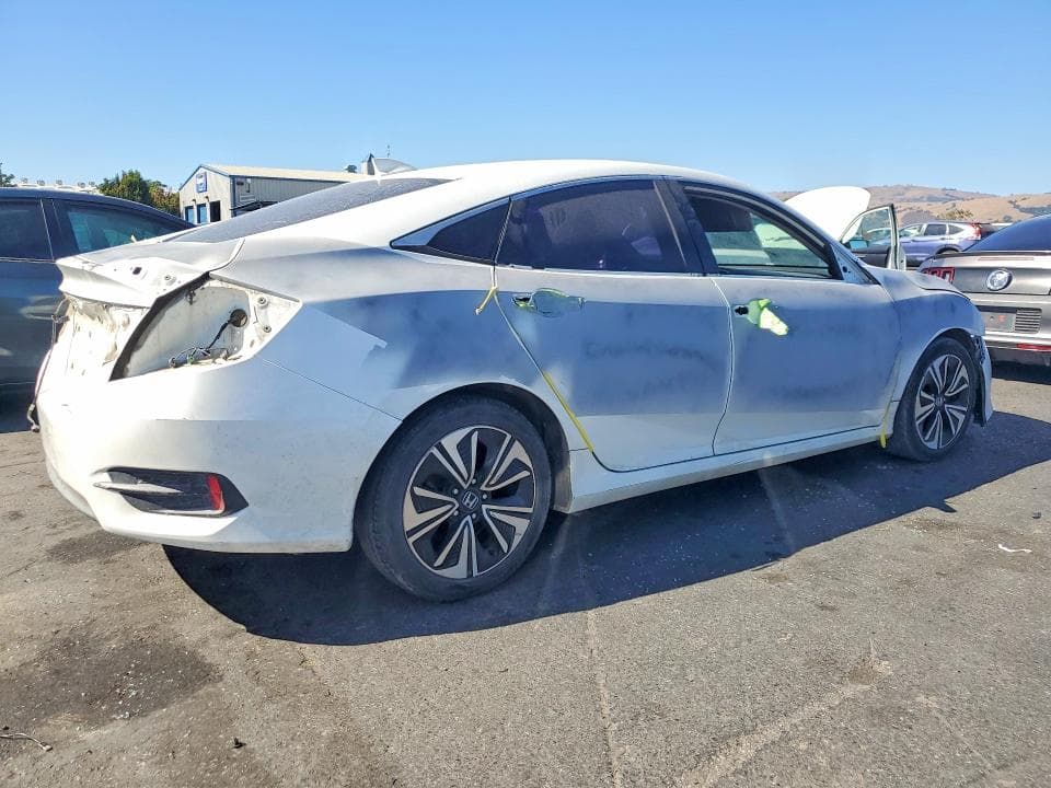 2017 HONDA CIVIC EX 3