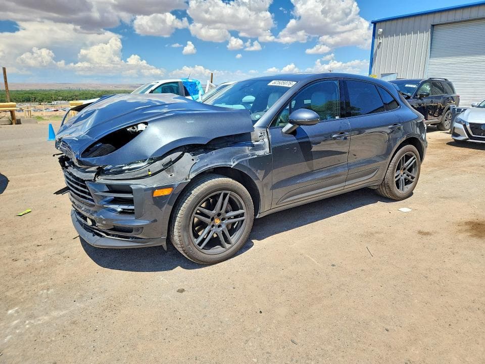 2021 PORSCHE MACAN - 1
