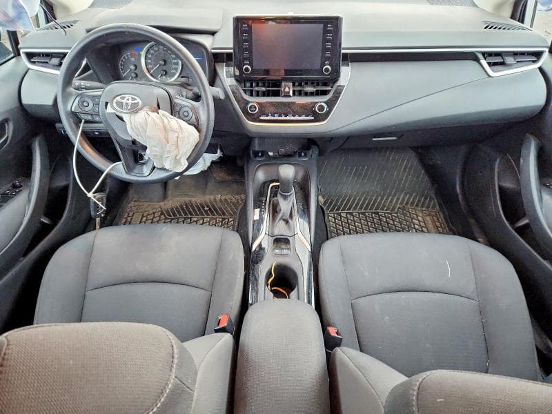 2022 TOYOTA COROLLA LE 8