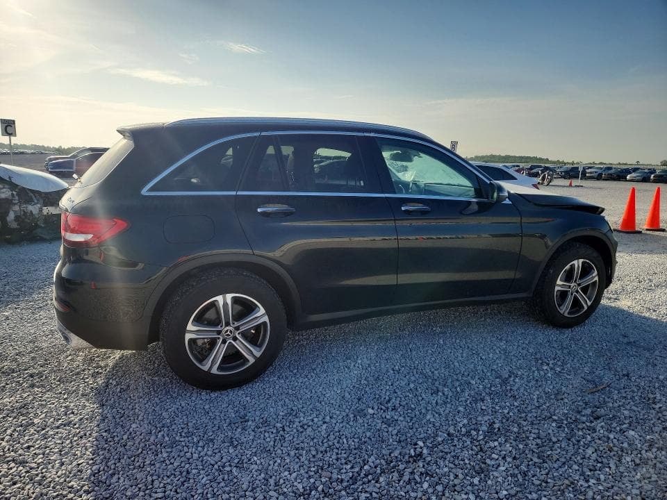 2019 MERCEDES-BENZ GLC 300 4MATIC 3