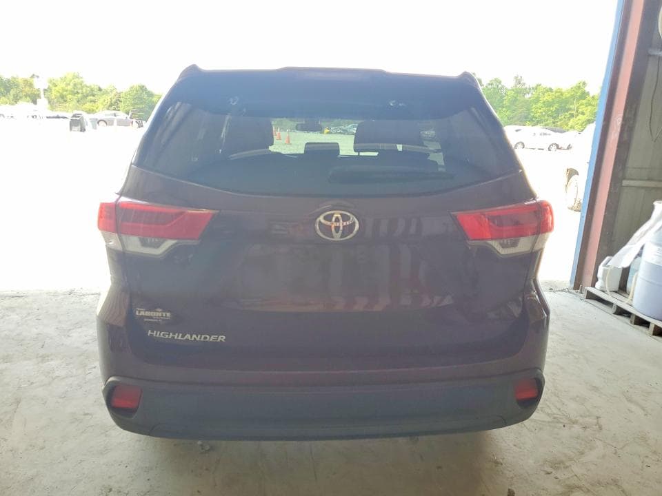 2019 TOYOTA HIGHLANDER LE 6