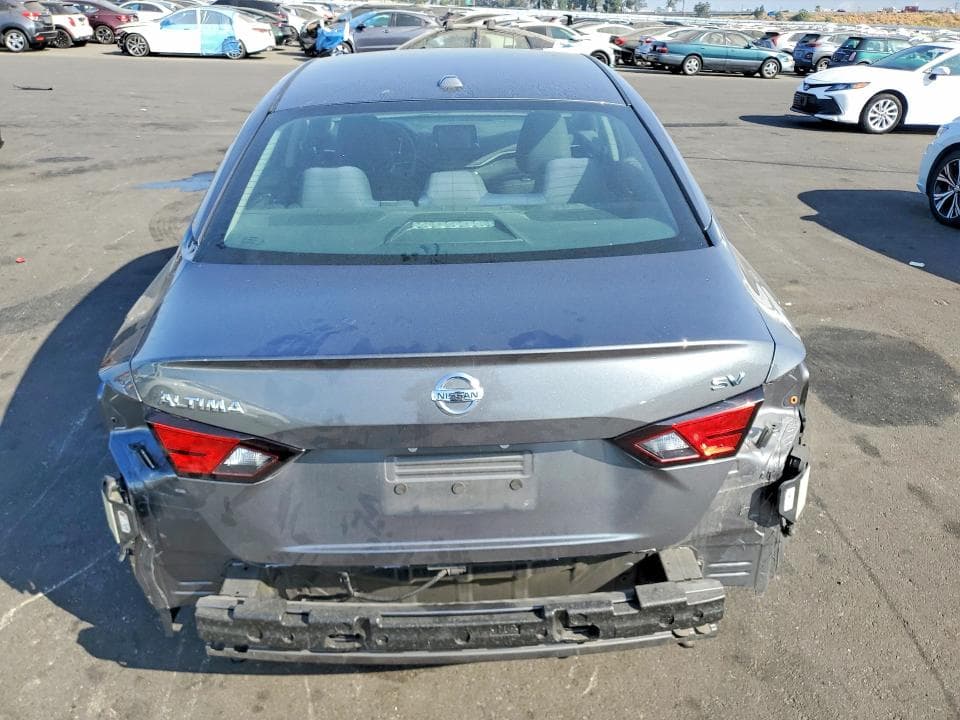 2021 NISSAN ALTIMA SV 6