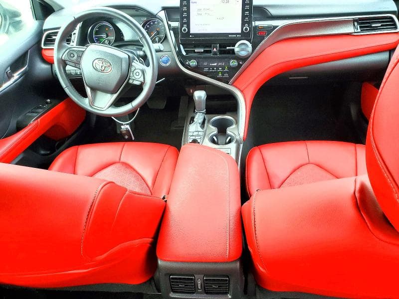 2022 TOYOTA CAMRY XSE 8