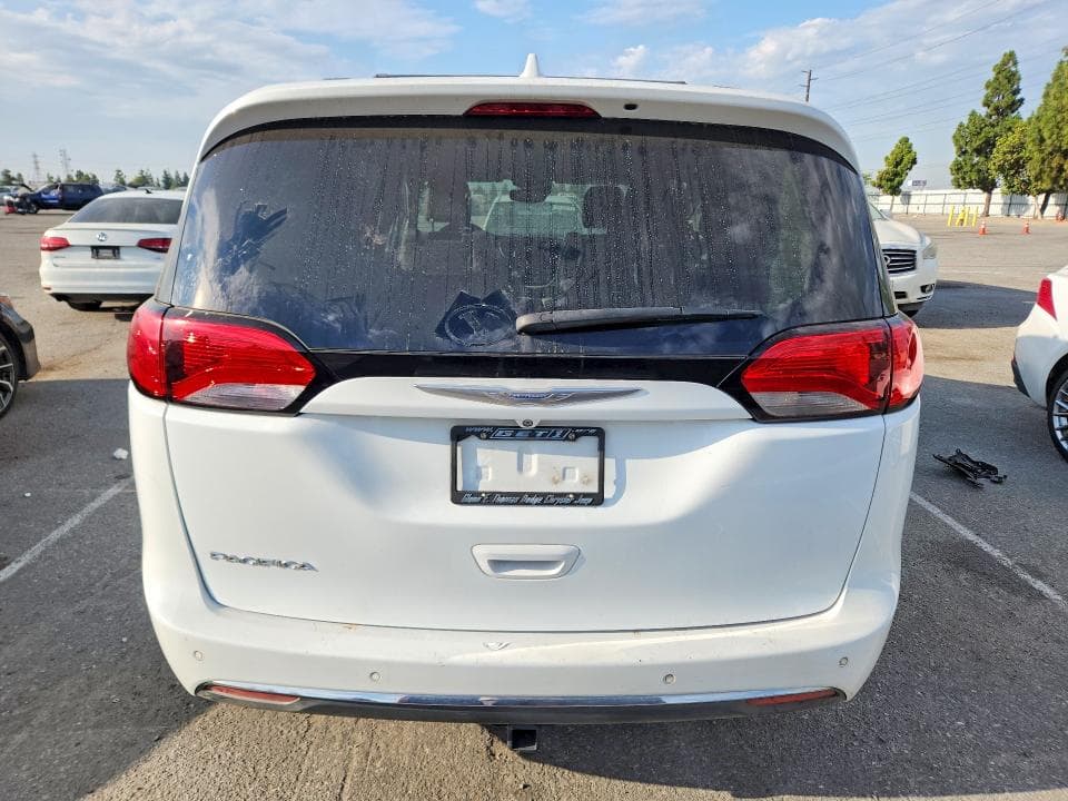 2018 CHRYSLER PACIFICA TOURING L PLUS 6