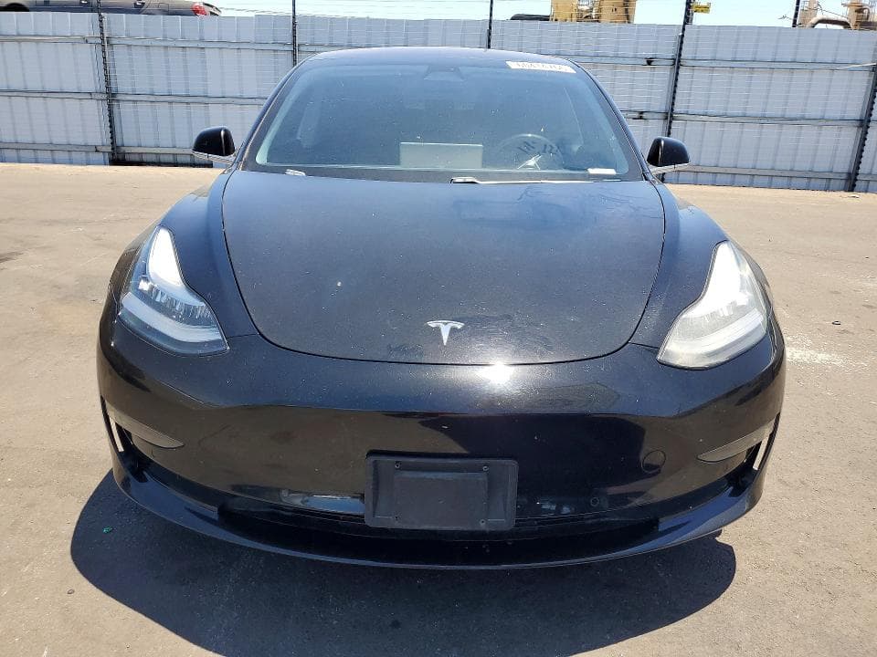 2018 TESLA MODEL 3 5
