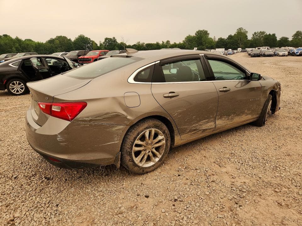 2017 CHEVROLET MALIBU LT 3