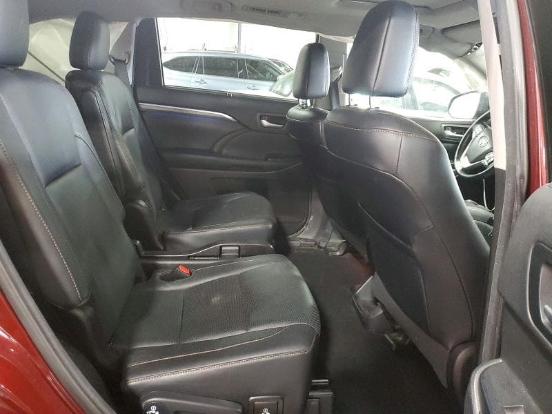 2017 TOYOTA HIGHLANDER LIMITED 10