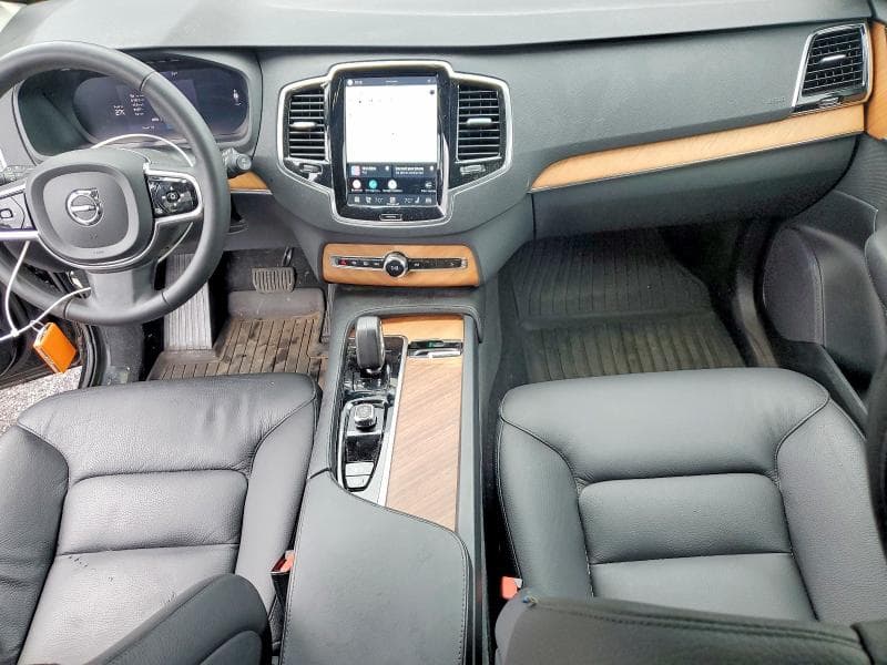 2024 VOLVO XC90 PLUS 8