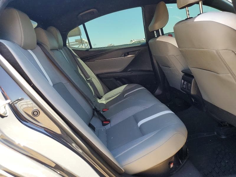 2025 TOYOTA CAMRY SE 10
