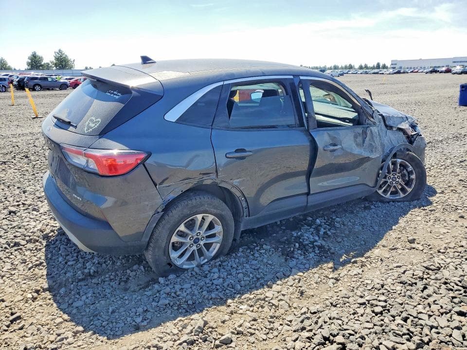 2020 FORD ESCAPE SE 3