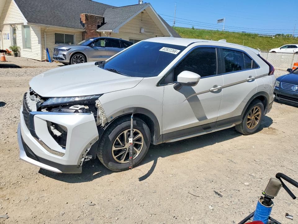 2022 MITSUBISHI ECLIPSE CROSS ES - 1