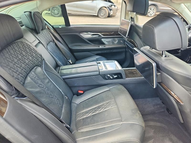 2019 BMW ALPINA B7 10