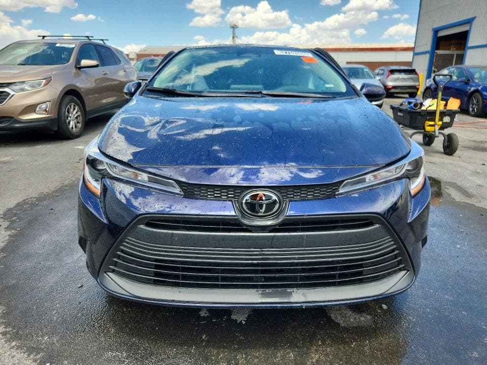 2026 TOYOTA COROLLA LE 5