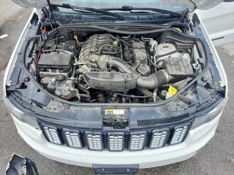 2019 JEEP GRAND CHEROKEE LAREDO 12
