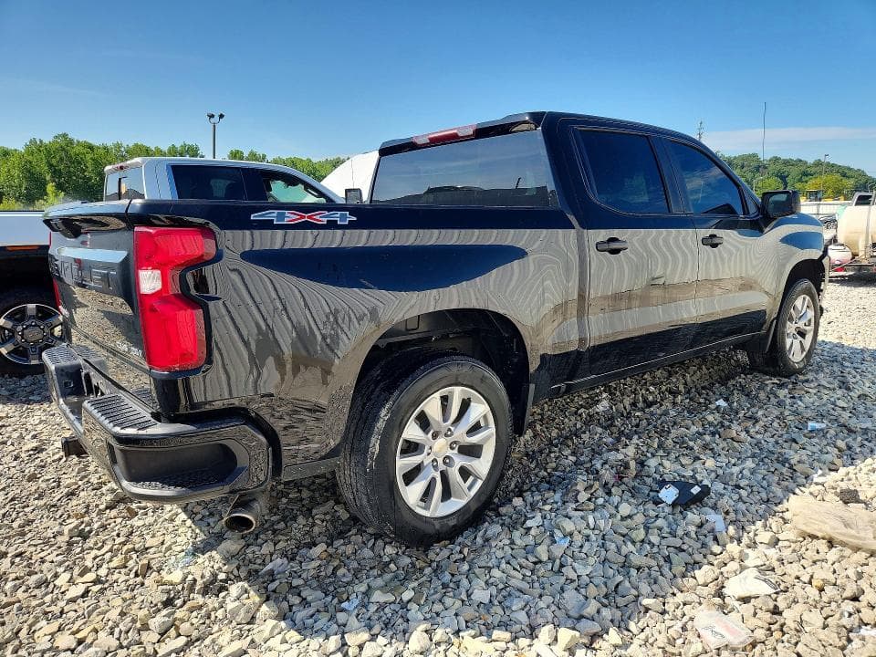 2021 CHEVROLET SILVERADO K1500 CUSTOM 3