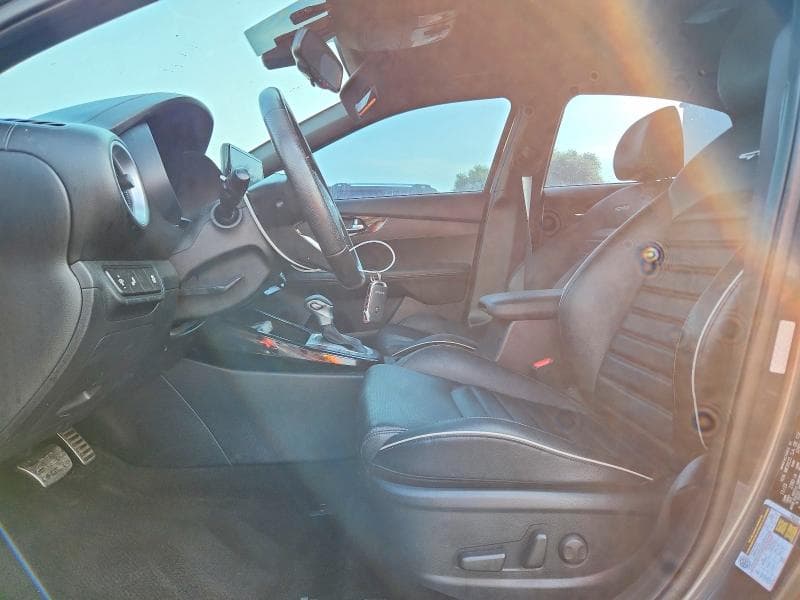 2024 KIA FORTE GT LINE 7