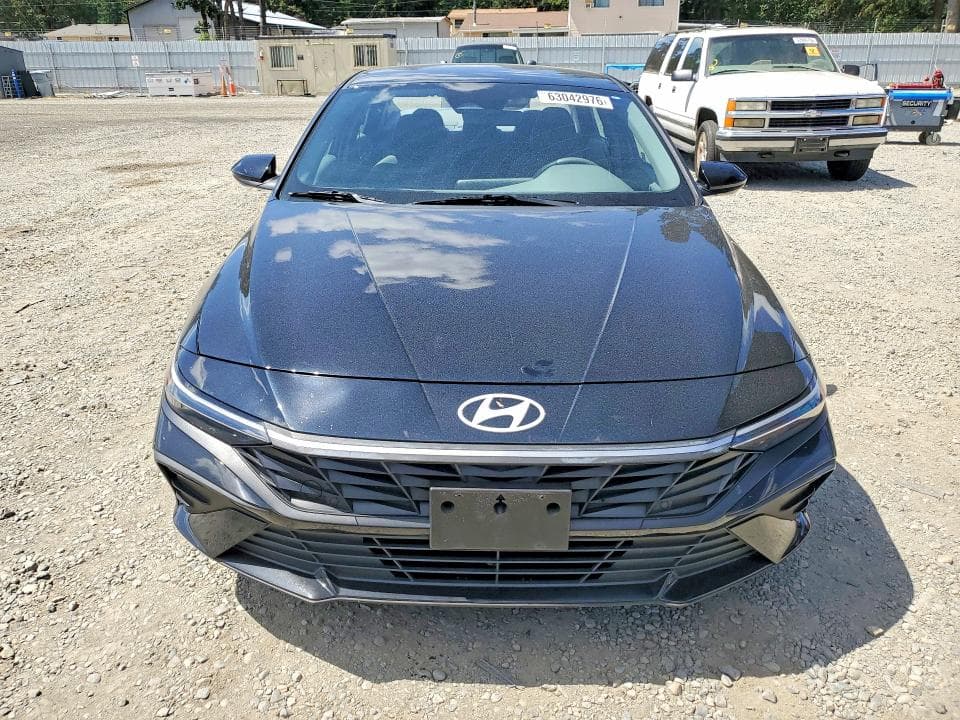 2024 HYUNDAI ELANTRA SEL 5